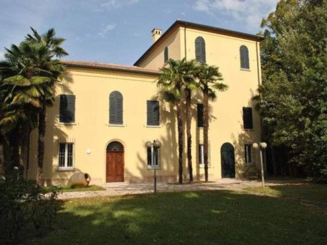 Rustico in vendita a Castiglione di Cervia, Cervia