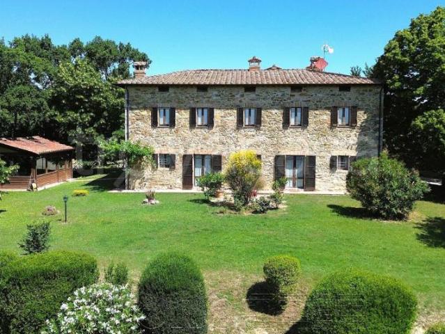 Rustico in vendita a Chiugiana, Corciano