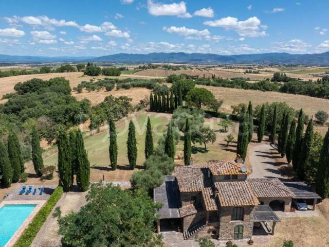 Rustico in vendita a Farneta, Cortona