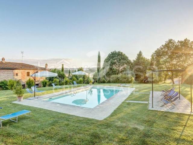 Rustico in vendita a Foiano della Chiana, Arezzo