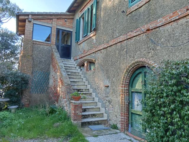 Rustico in vendita a Bivio Di Ravi, Toscana