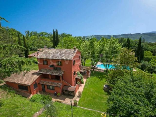 Rustico in vendita a Giove, Umbria