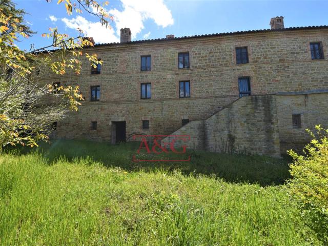 Rustico in vendita a Marche, Macerata