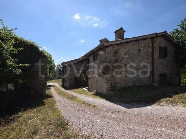 Rustico in vendita a Gubbio, Umbria