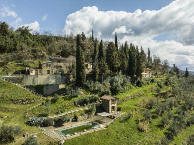 Terreno in vendita a Loro Ciuffenna, Toscana