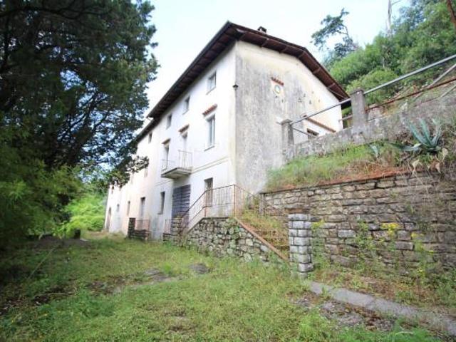 Rustico in vendita a Bagni Di Lucca Ponte, Toscana