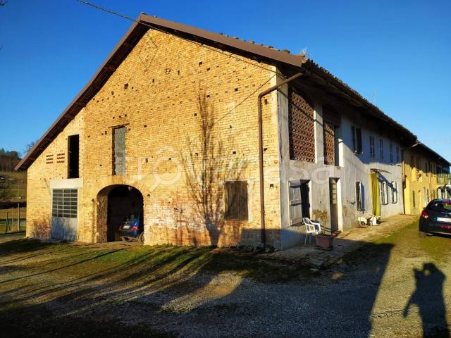 Rustico in vendita a Piemonte, Asti