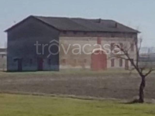 Rustico in vendita a Modena, Reggio Emilia