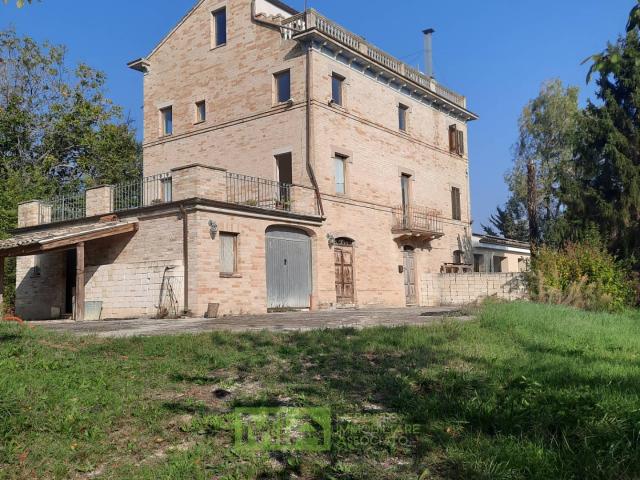 Rustico in vendita a Marche, Fermo