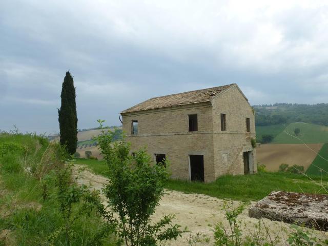 Casa in vendita a Marche, Macerata