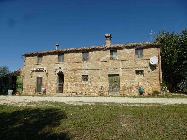 Casa in vendita a Marche, Macerata