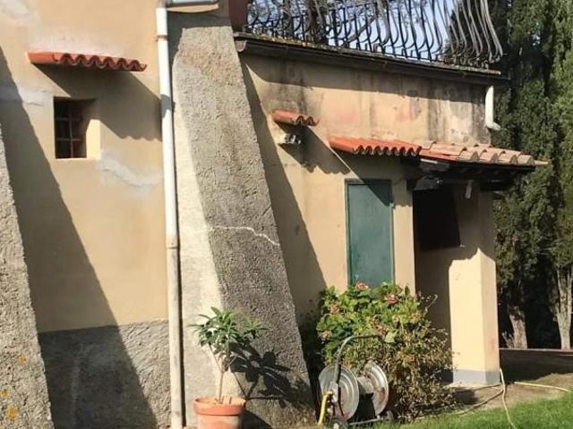 Rustico in vendita a Montevarchi, Toscana