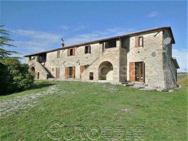 Rustico in vendita a Montone, Umbria