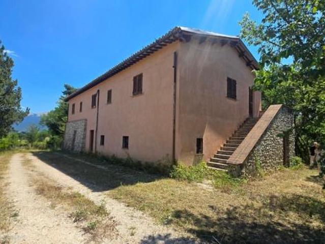 Terreno in vendita a Nocera Umbra, Umbria