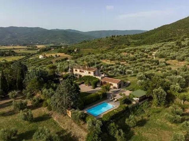 Rustico in vendita a Cortona, Toscana