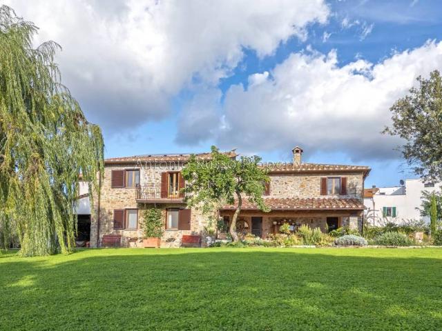 Rustico in vendita a Scansano, Toscana