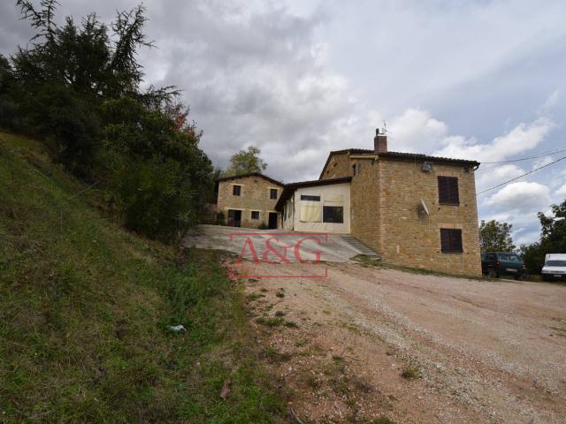 Rustico in vendita a Saletta, Penna San Giovanni