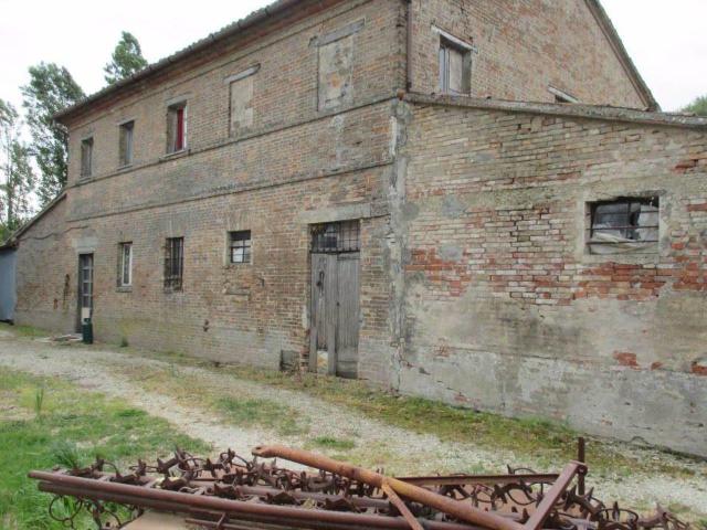 Rustico in vendita a Torraccia, Pesaro