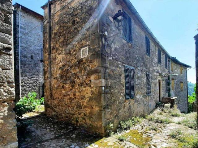 Rustico in vendita a Unione dei comuni Media Valle del Serchio, Pescaglia