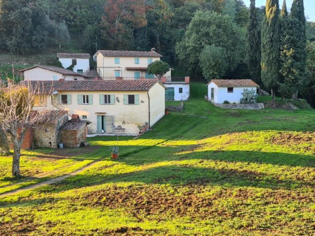 Rustico in vendita a Ricciano, Uzzano E Castello