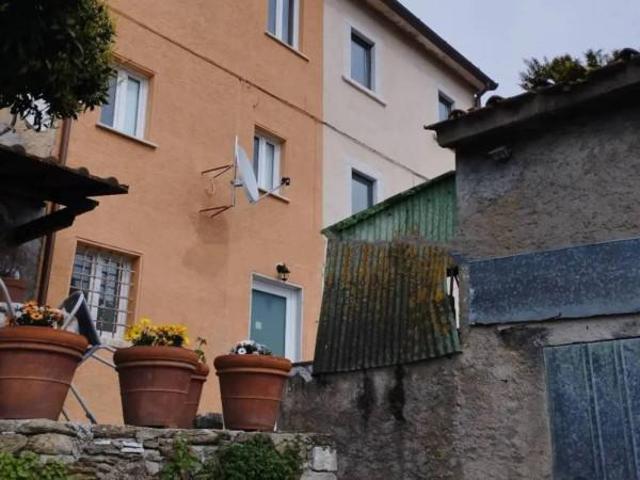 Rustico in vendita a Castello, Tonfano