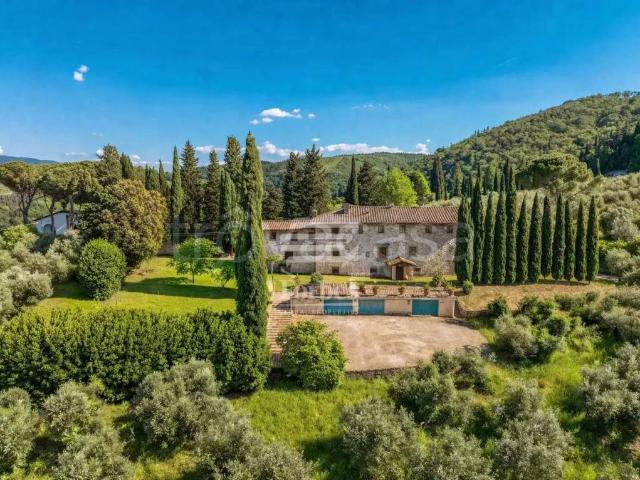Rustico in vendita a Unione di Comuni Valdarno e Valdisieve, Pontassieve