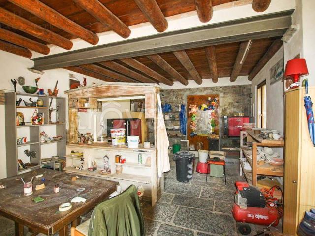 Rustico in vendita a Tavordo, Porlezza