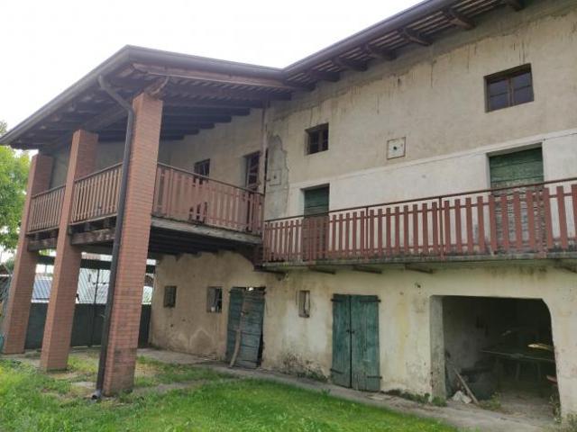 Terreno in vendita a Povoletto, Friuli-Venezia Giulia