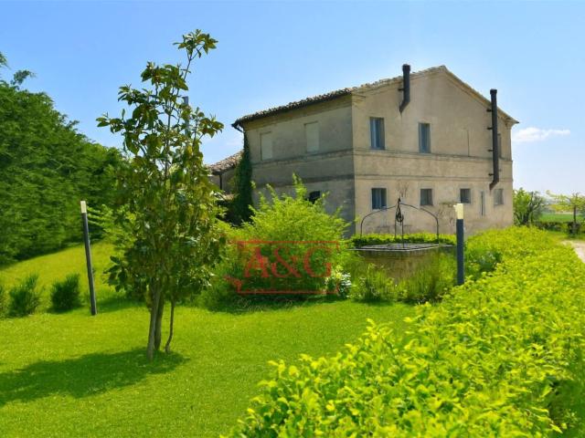 Rustico in vendita a Marche, Macerata