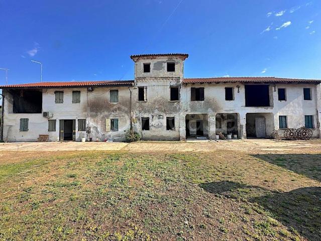 Rustico in vendita a Castelminio di Resana, Resana