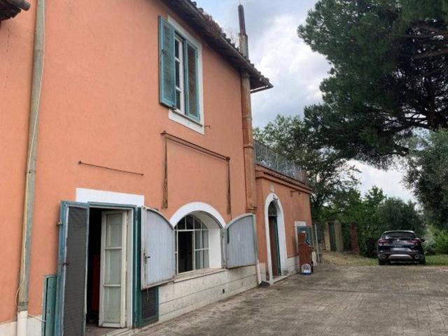Rustico in vendita a Finocchio, Roma Capitale