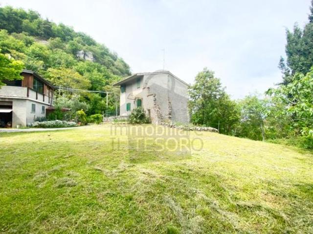 Terreno in vendita a Unione di comuni Valmarecchia, San Leo