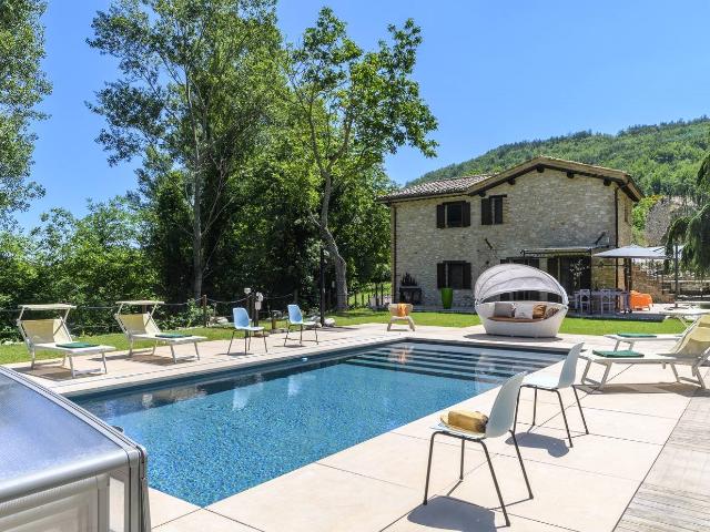 Casa in vendita a Marche, Macerata