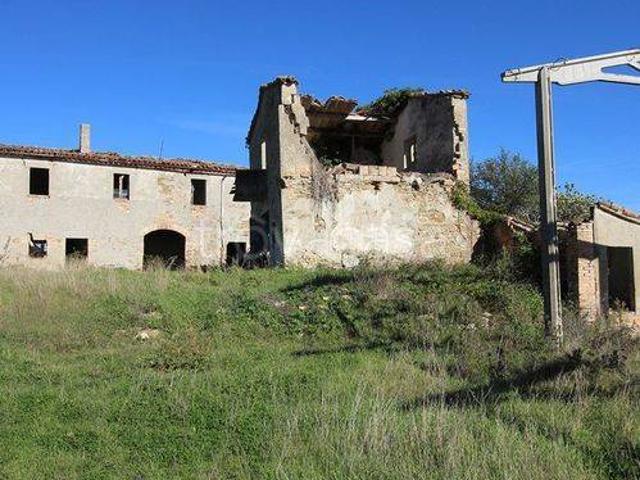 Rustico in vendita a Sassocorvaro Auditore, Marche