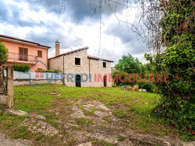 Rustico in vendita a Sezze, Lazio