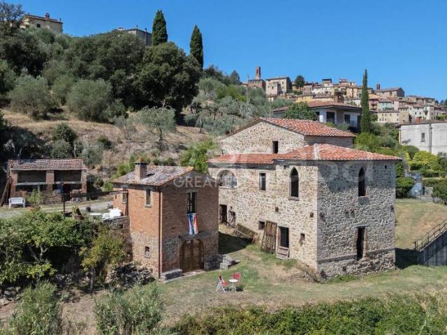 Rustico in vendita a Sinalunga, Siena