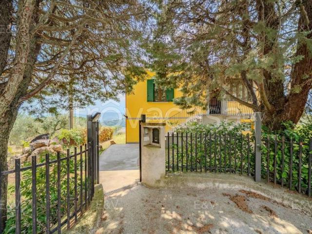 Rustico in vendita a Terni, Umbria