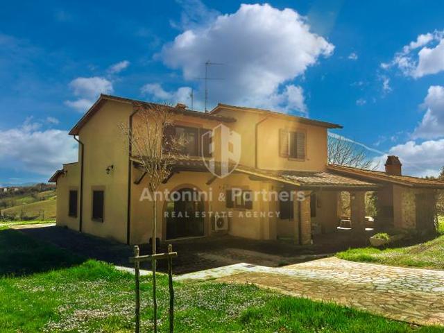Terreno in vendita a Izzalini, Umbria