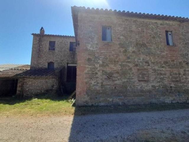 Rustico in vendita a Fornaci, Torgiano