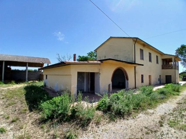 Rustico in vendita a Torrita, Toscana