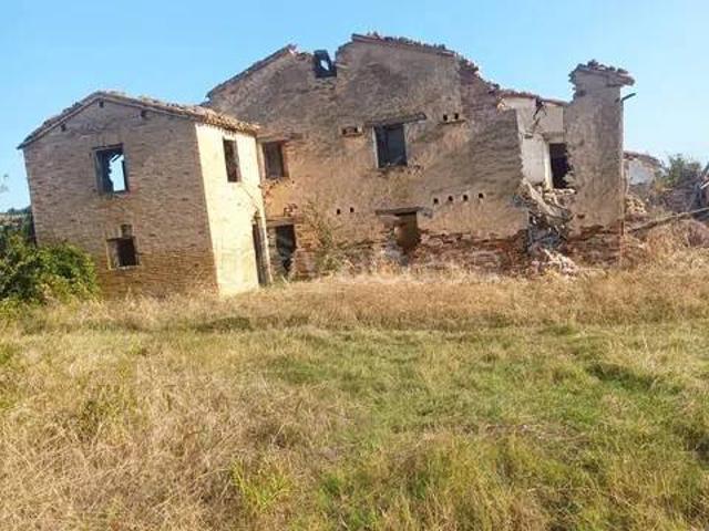Rustico in vendita a Contrada Vallonica, Marche