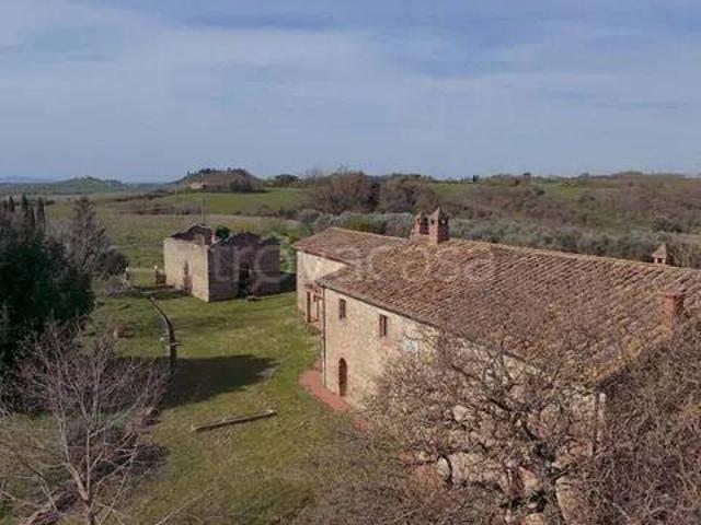 Rustico in vendita a Asciano, Siena