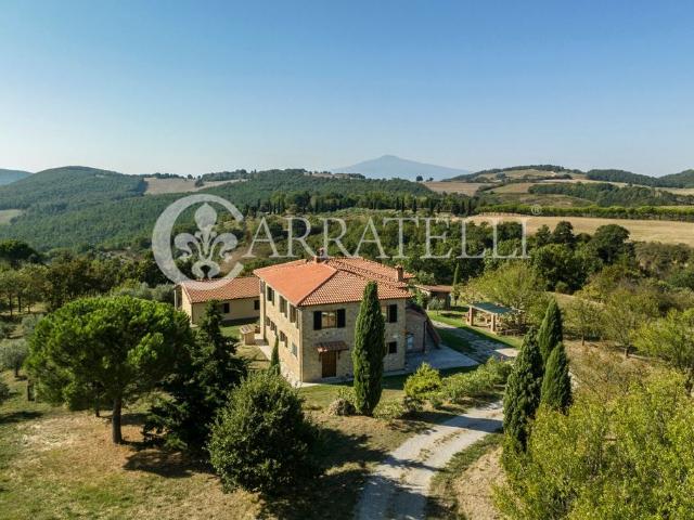 Rustico in vendita a Abbadia Di Montepulciano, Toscana