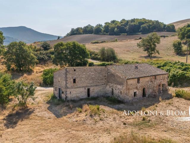 Casa in vendita a Radicofani, Toscana