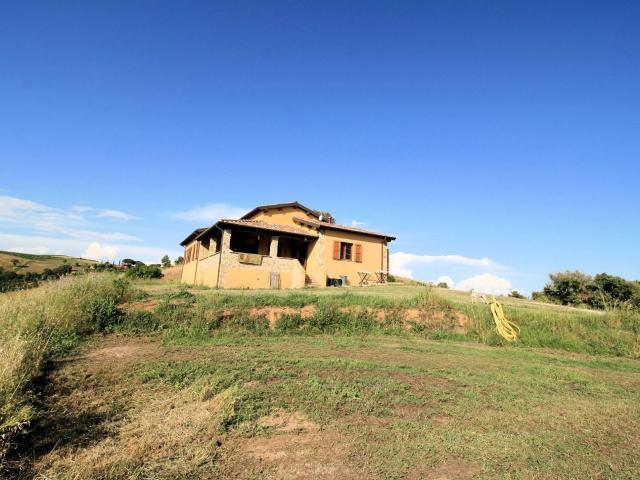 Casa in vendita a Magliano In Toscana, Toscana