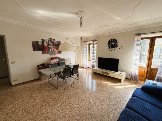 Appartamento in affitto a Ronzone, Piemonte