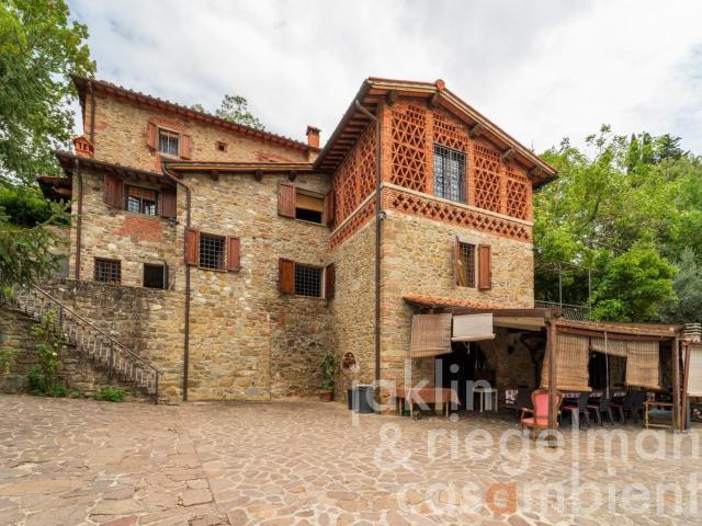 Casa in vendita a Unione di Comuni Valdarno e Valdisieve, Reggello