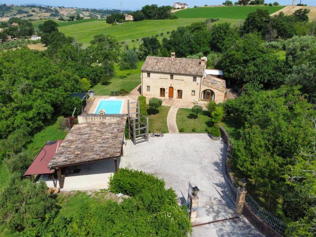 Casa in vendita a Marche, Macerata