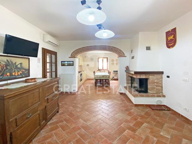 Casa in vendita a Cortona, Toscana