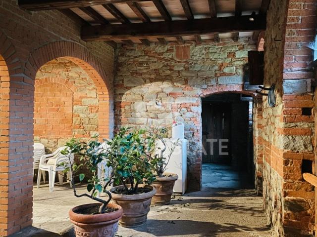 Casa in vendita a Loro Ciuffenna, Toscana